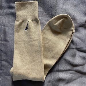 New Men’s Nautica Dress Socks